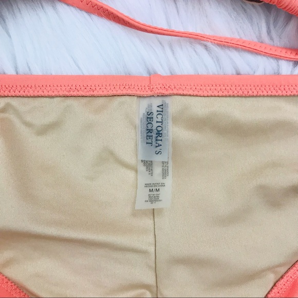 Victoria’s Secret Ruffle Cheeky Bottom Bikini - Picture 5 of 7